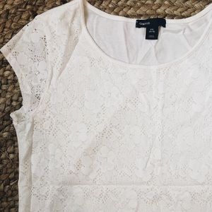 Gap lace T-shirt
